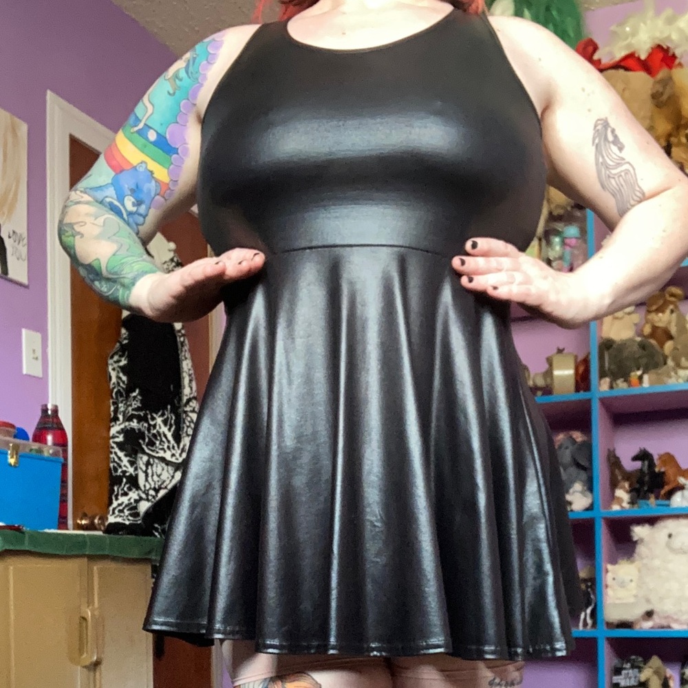 Wet Look Skater Dress Size XL